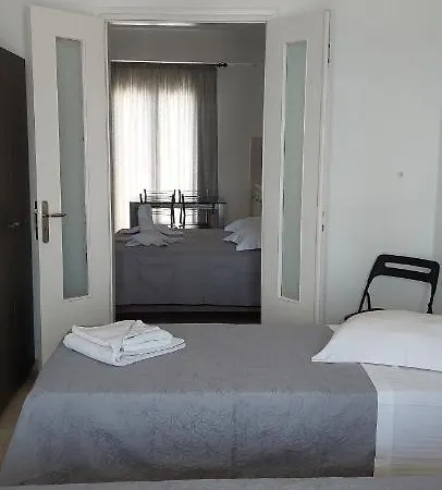 Villa Tania R *